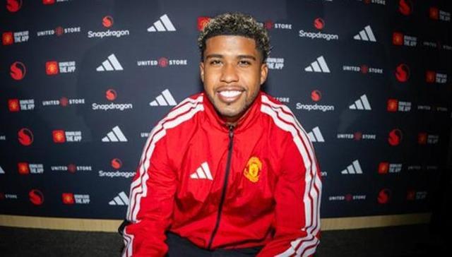 Manchester United, Chelsea'den Andrey Santos'u transfer etti