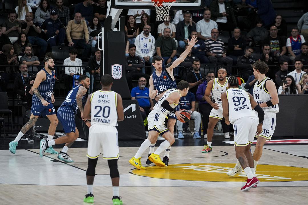 THY EuroLeague Türkiye derbisini F.Bahçe Beko kazandı! Anadolu Efes'i 4 mağlup ettiler