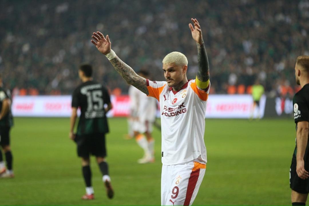 Okan Buruk, Galatasaray'da ikili forvet sistemine son verdi! Mauro Icardi ve Victor Osimhen için karar verildi! 2